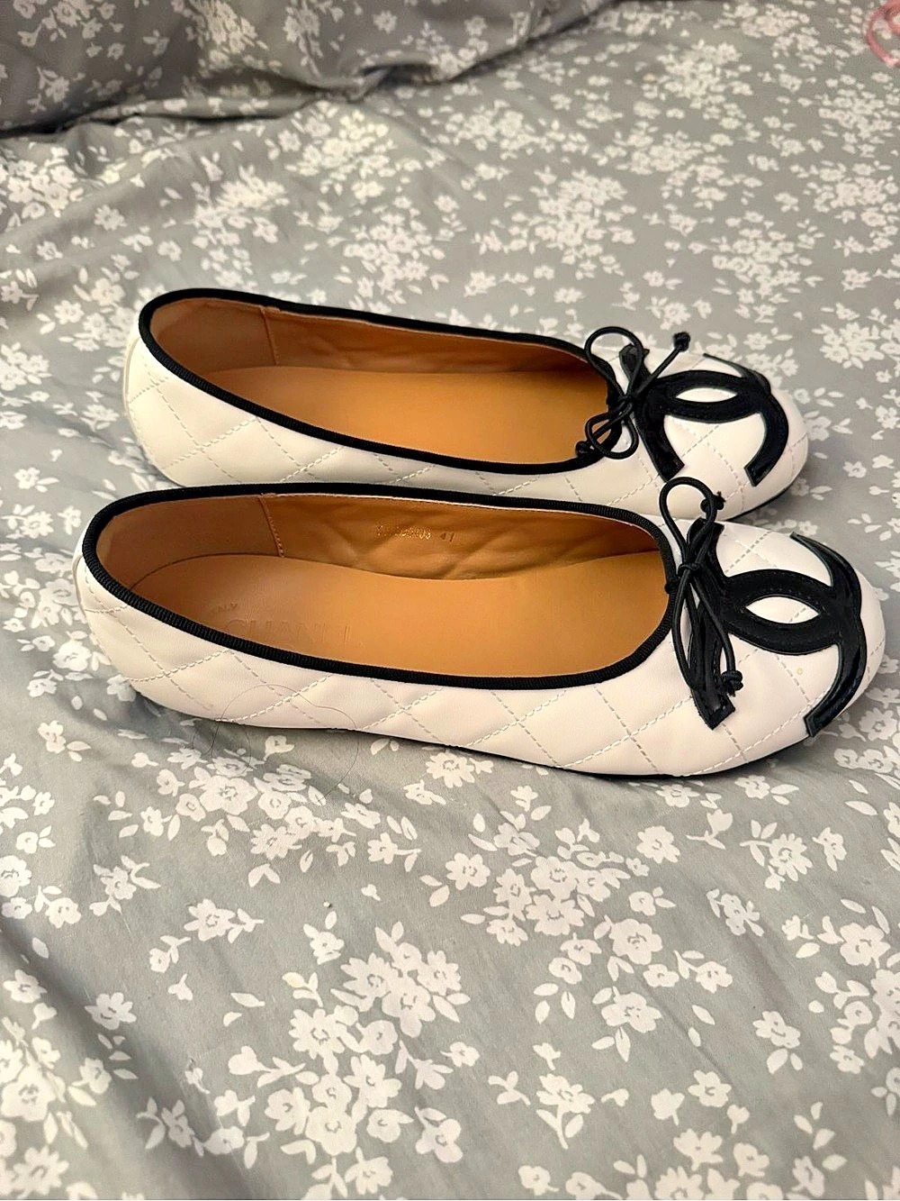 Quilted Cap Toe Ballerina Flats White & Black - Picture 2 of 7